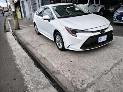 Toyota Corolla - Image 2