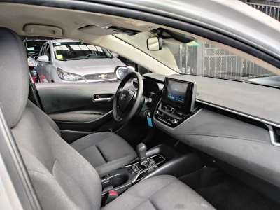 Toyota Corolla - Image 4