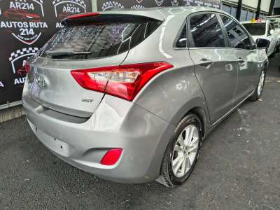Hyundai i30 - Image 7
