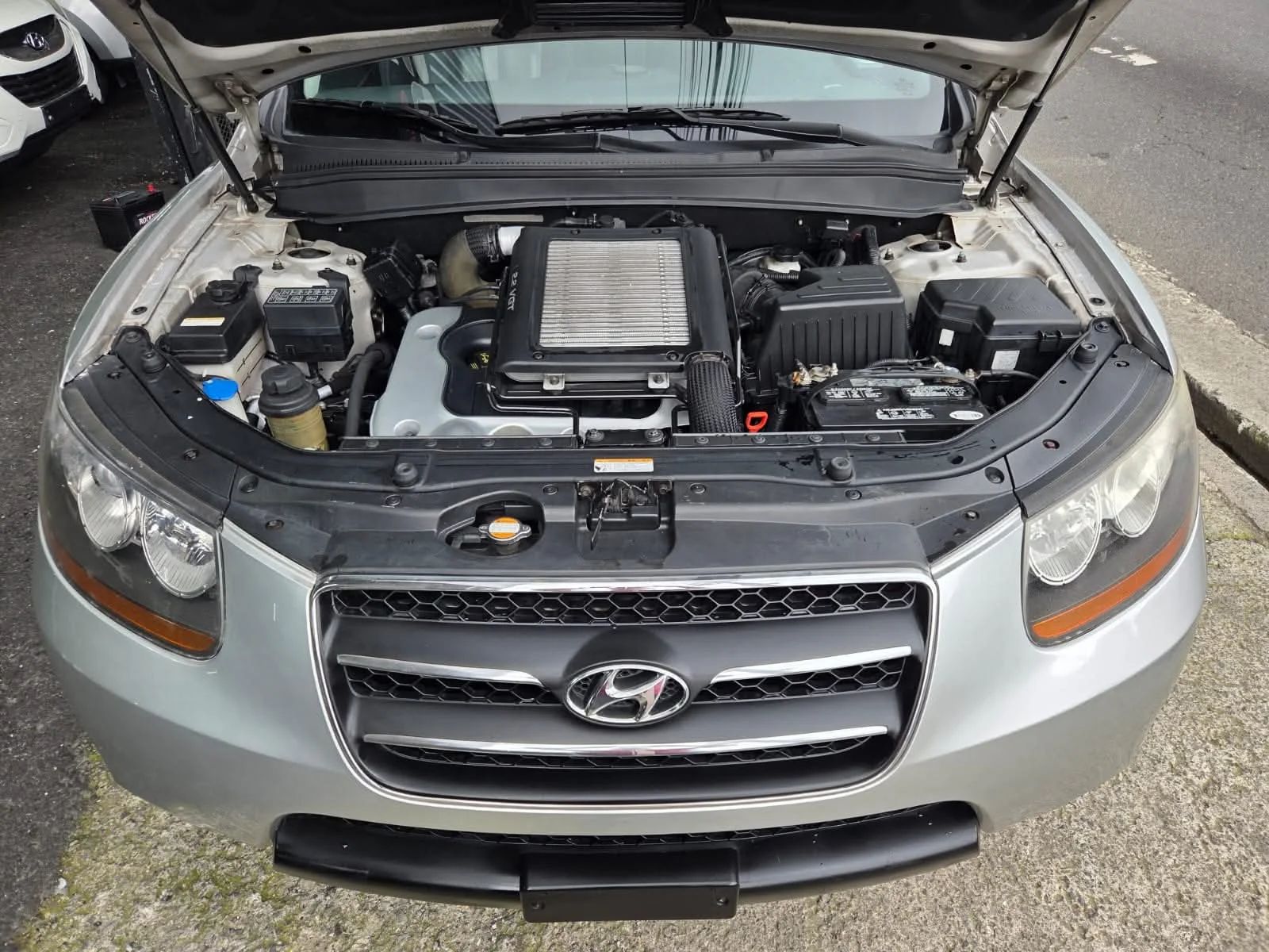 Hyundai Santa Fe - Image 9