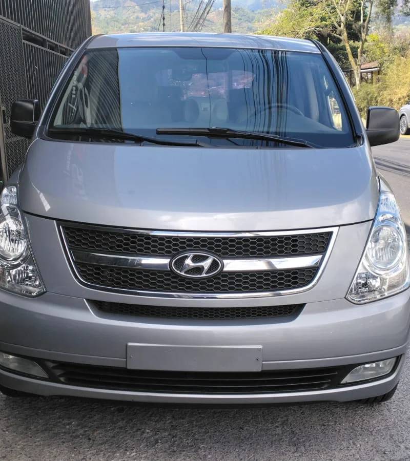 2015 Hyundai Grand Starex