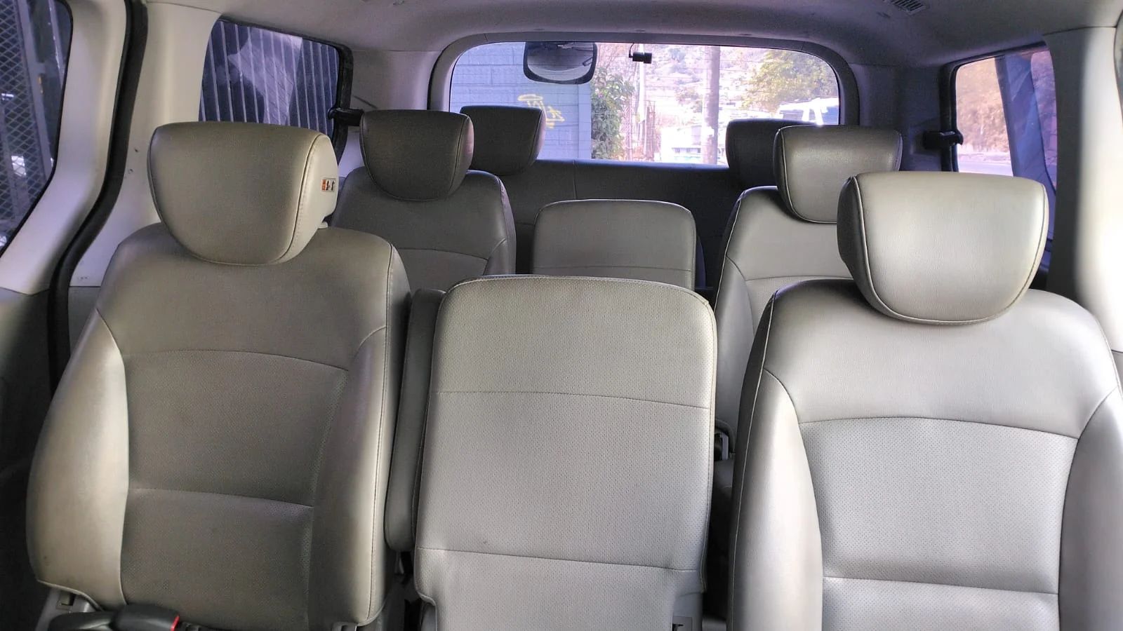 Hyundai Grand Starex - Image 6