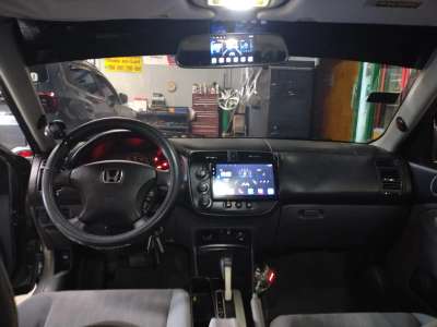 Honda Civic - Image 4