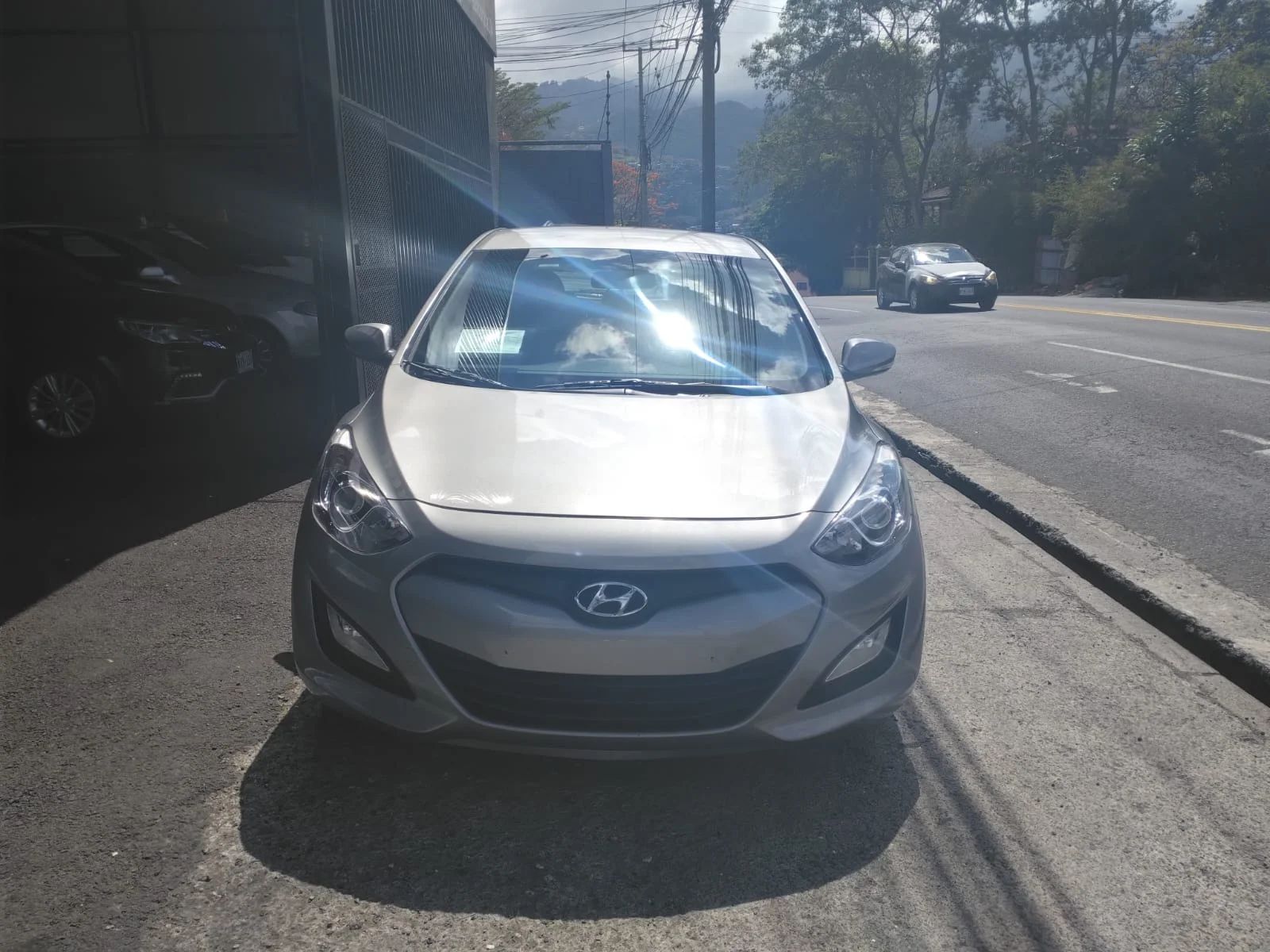 Hyundai i30 - Image 1