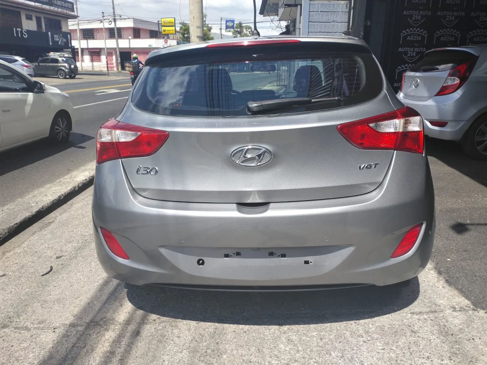 Hyundai i30 - Image 9