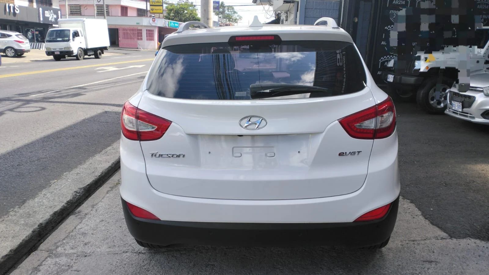 Hyundai Tucson - Image 8