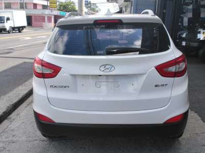 Hyundai Tucson - Image 8