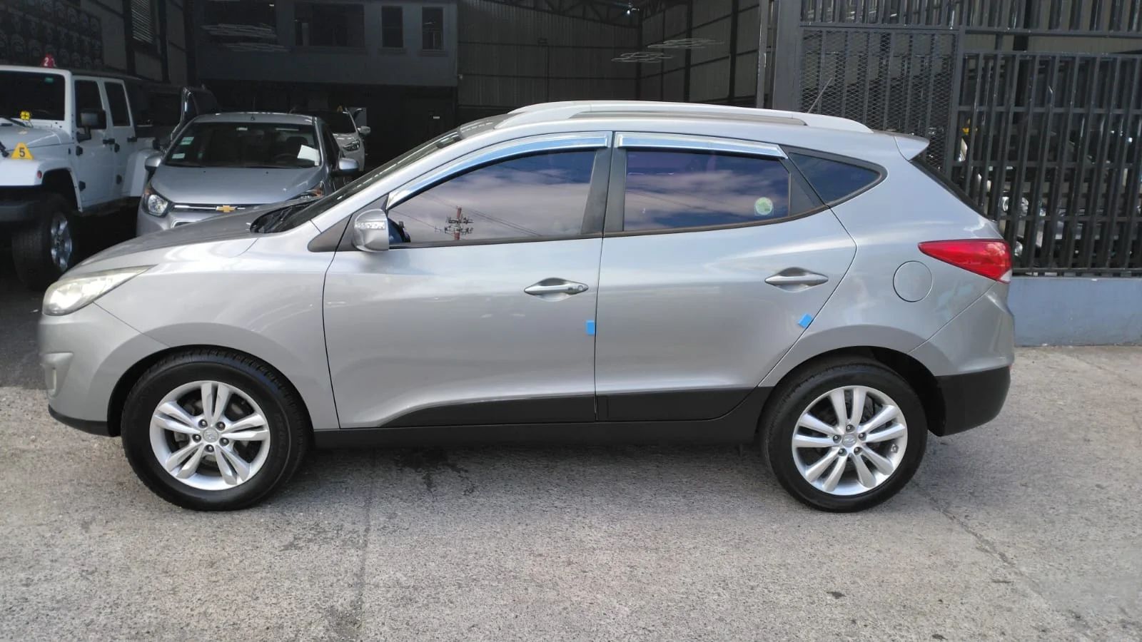 Hyundai Tucson - Image 2