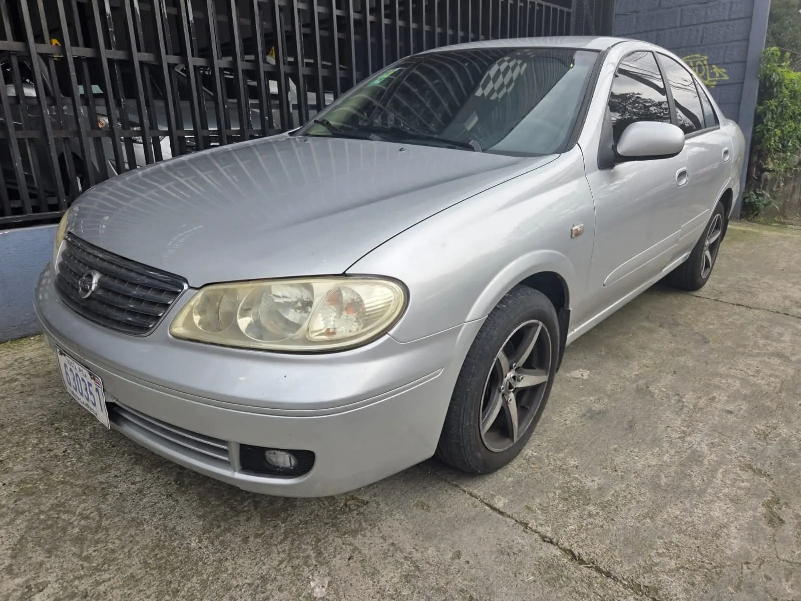 Nissan Almera - Image 2