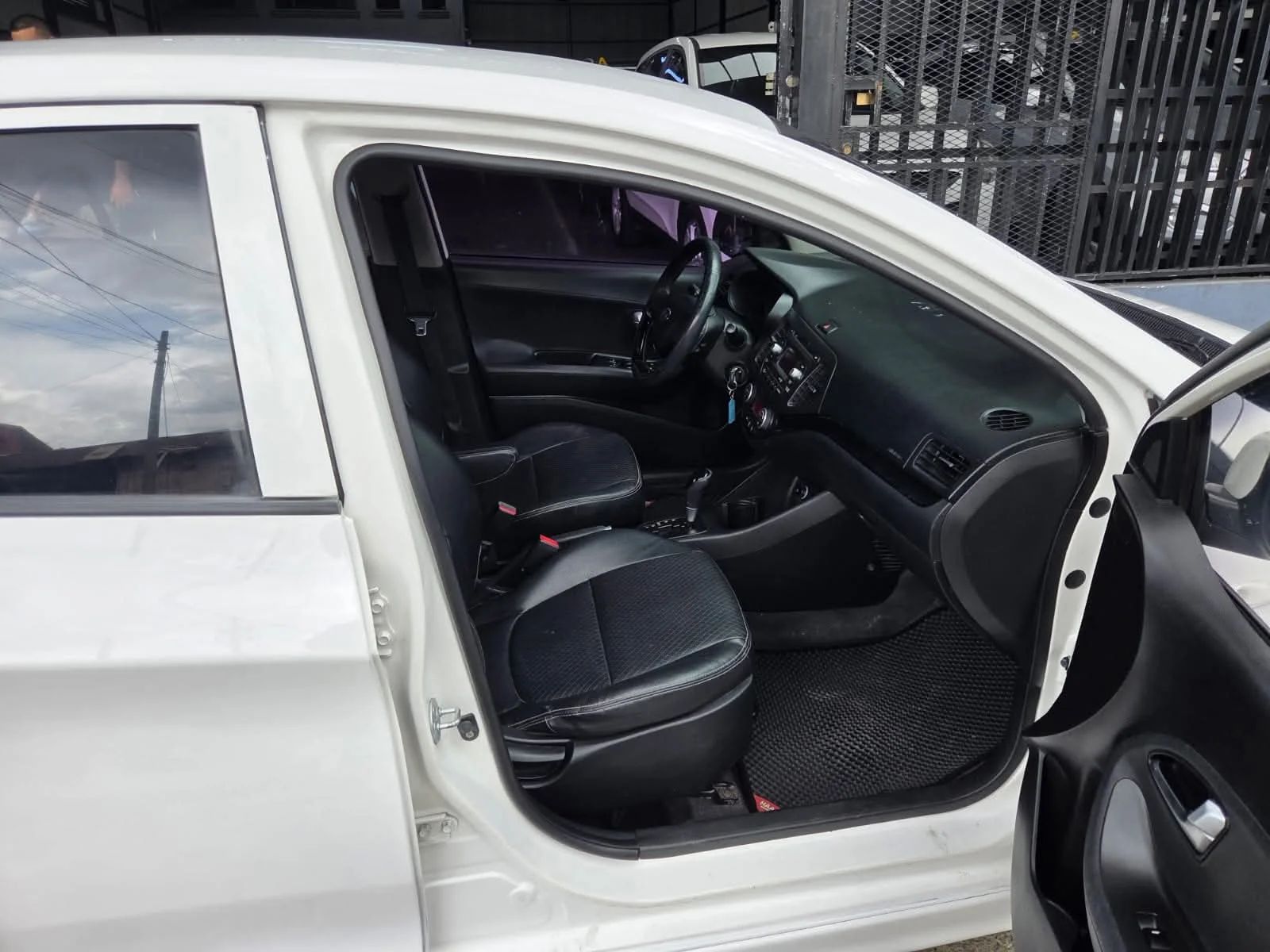 Kia Morning - Image 6