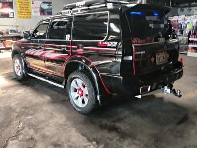 Mitsubishi Montero - Image 3