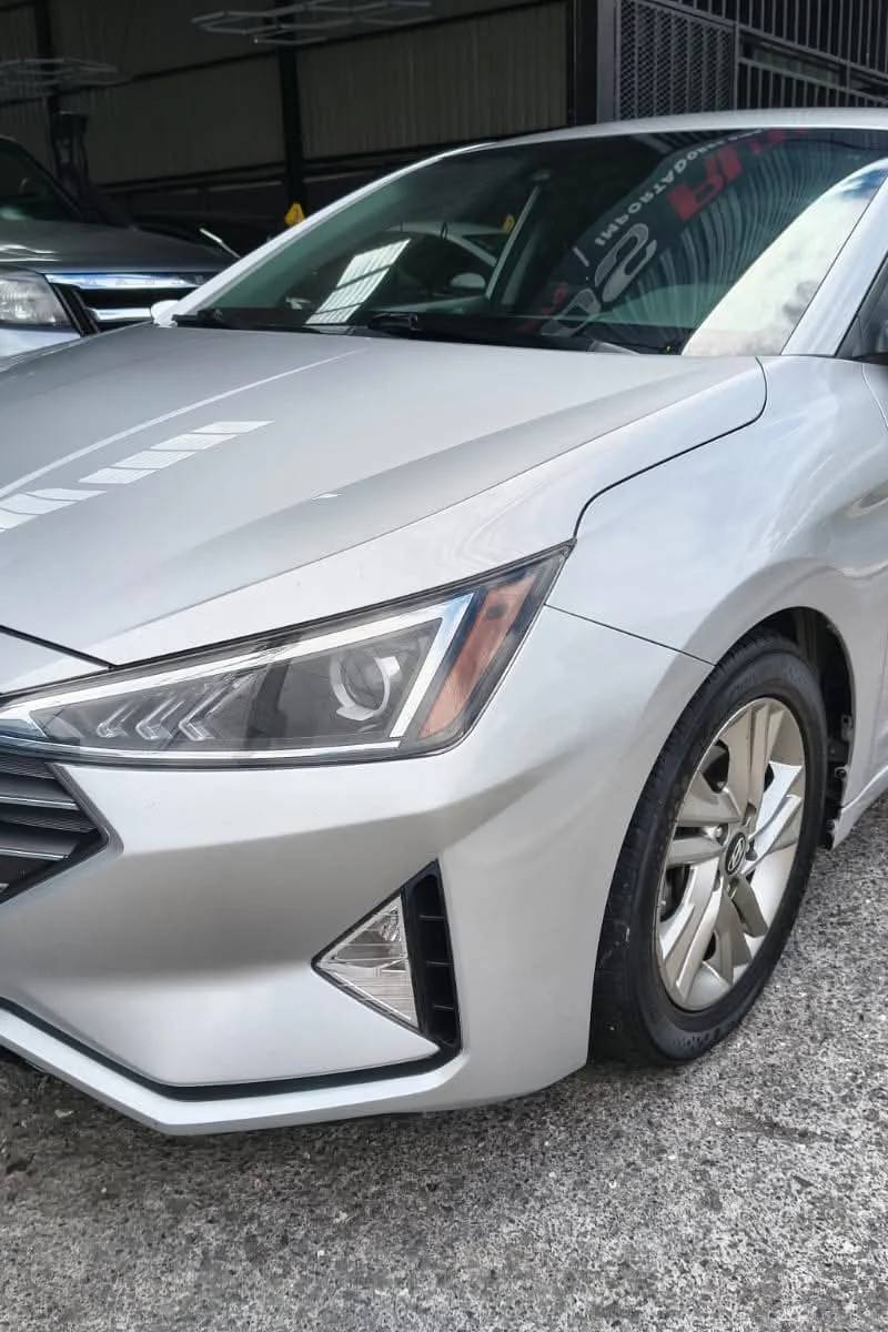 2000 Hyundai Elantra