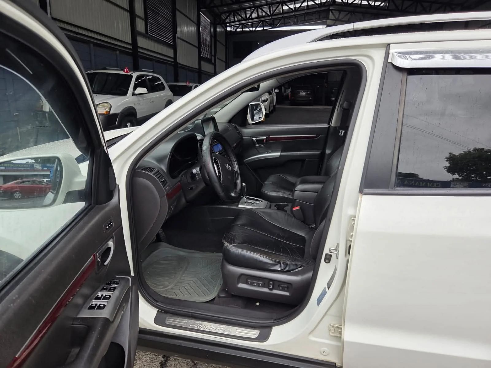 Hyundai Santa Fe - Image 4