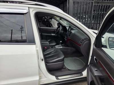 Hyundai Santa Fe - Image 8
