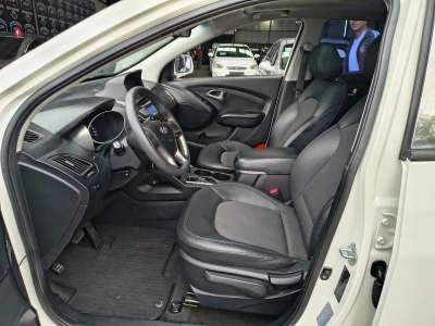 Hyundai Tucson - Image 4