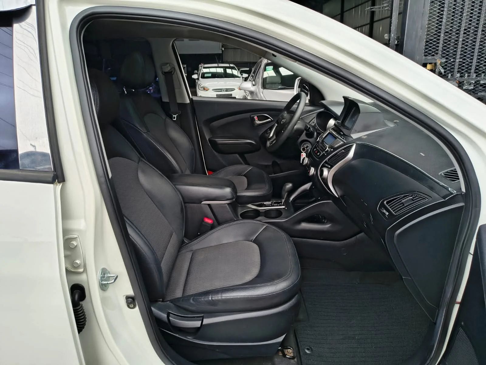 Hyundai Tucson - Image 6