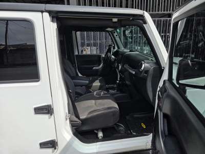 Jeep Wrangler Unlimited - Image 3