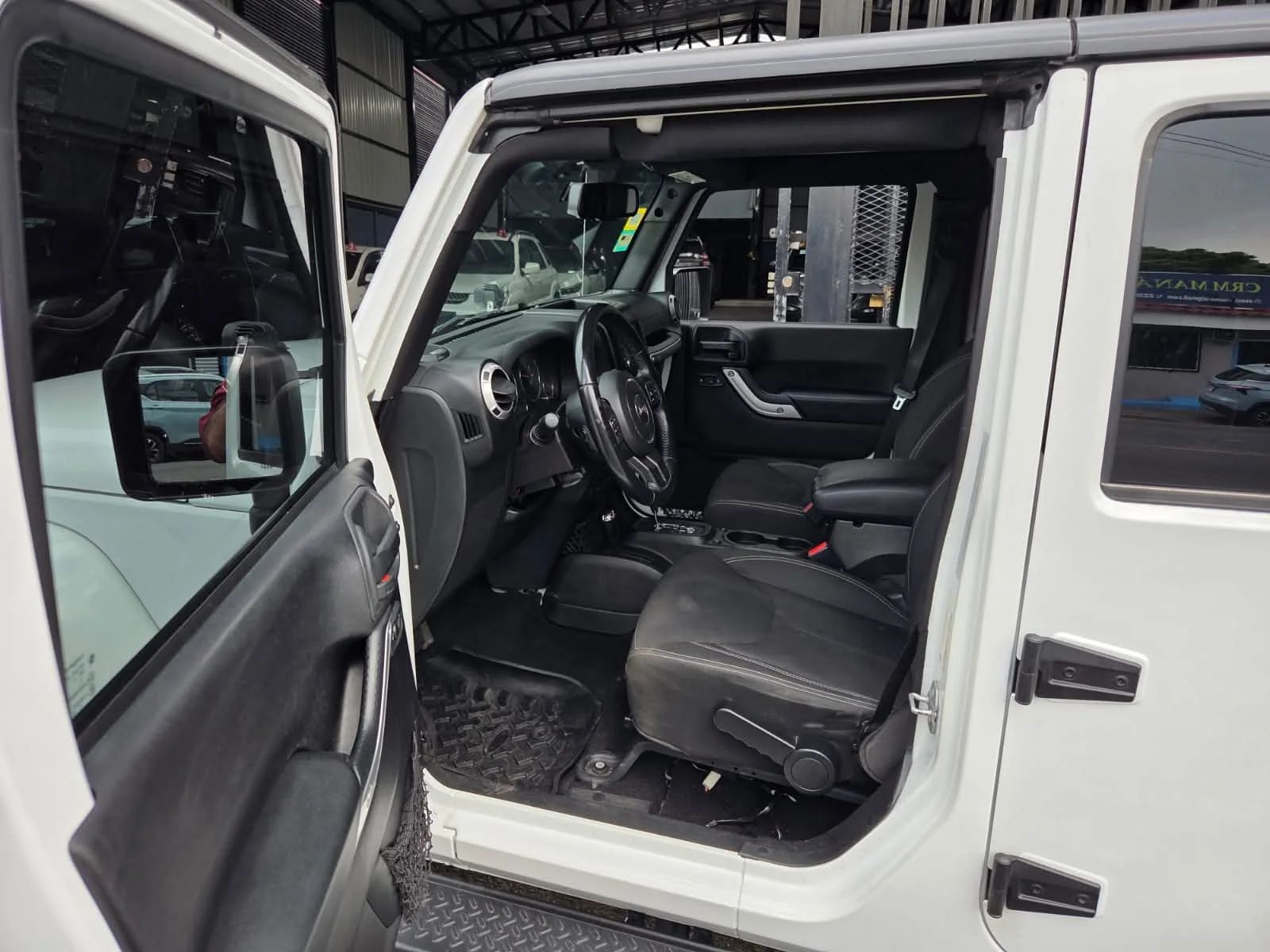 Jeep Wrangler Unlimited - Image 6