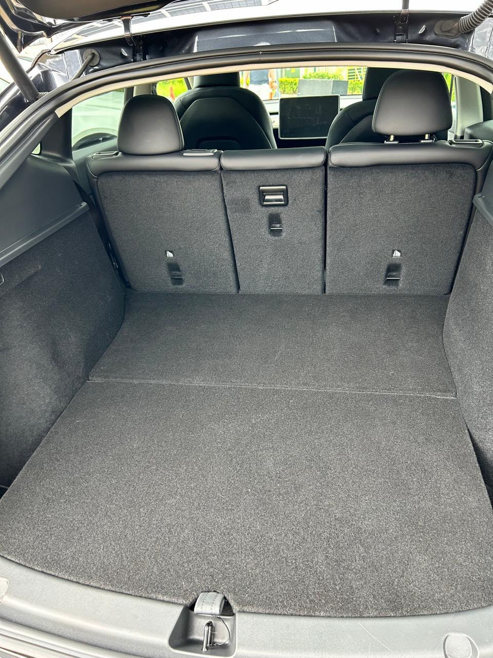 Tesla Model Y - Image 16
