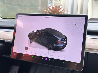 Tesla Model Y - Image 12