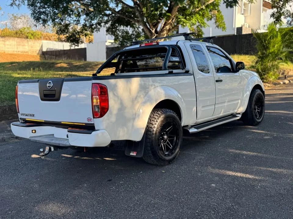Nissan Frontier - Image 4