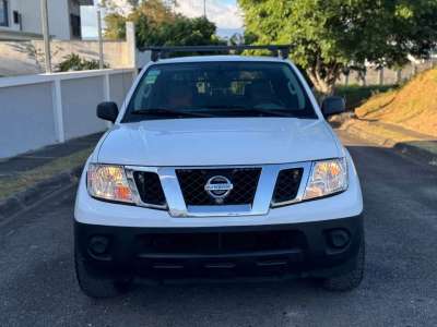 Nissan Frontier - Image 6