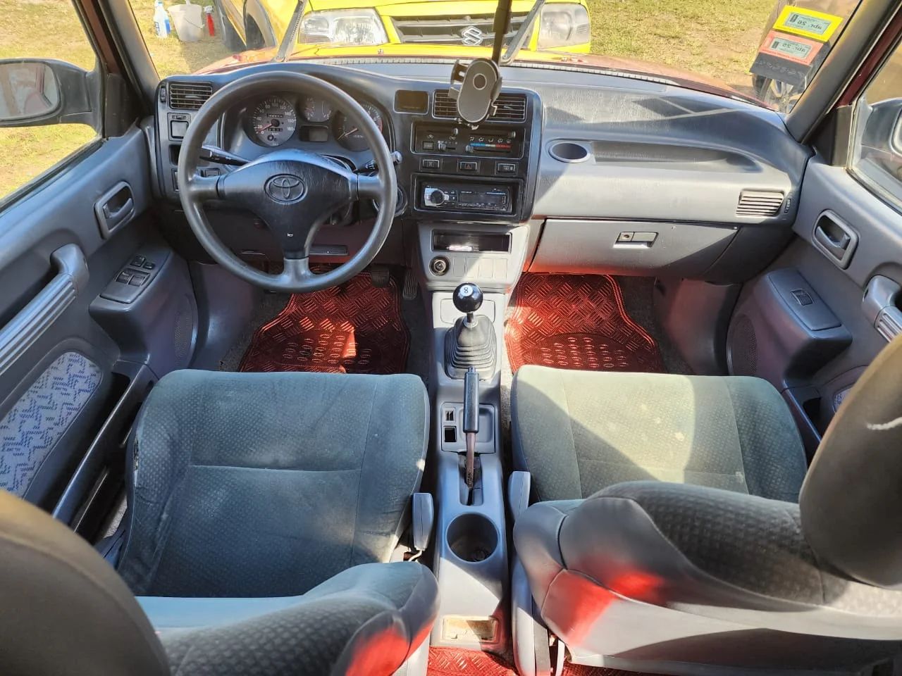 Toyota RAV4 - Image 2