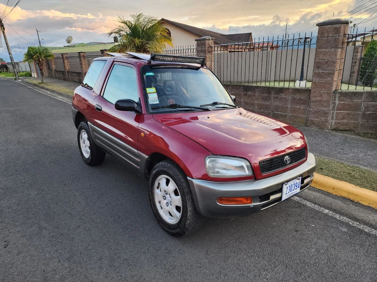 Toyota RAV4 - Image 4