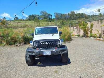 Jeep Wrangler Sahara Unlimited - Image 1