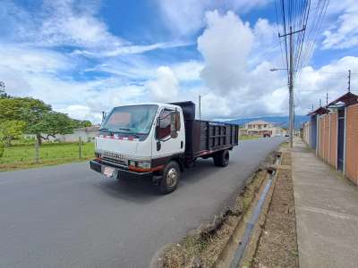 Mitsubishi Fuso Camioncito - Image 6