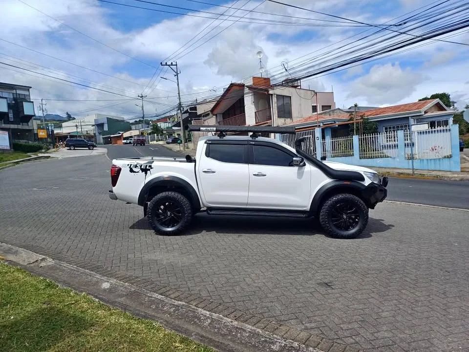 Nissan NP300 XE - Image 10