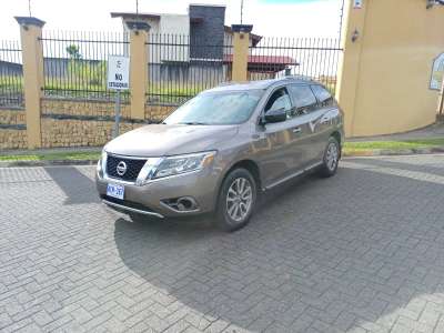 Nissan Pathfinder - Image 7