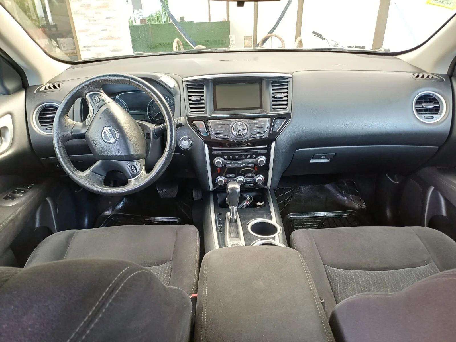 Nissan Pathfinder - Image 8