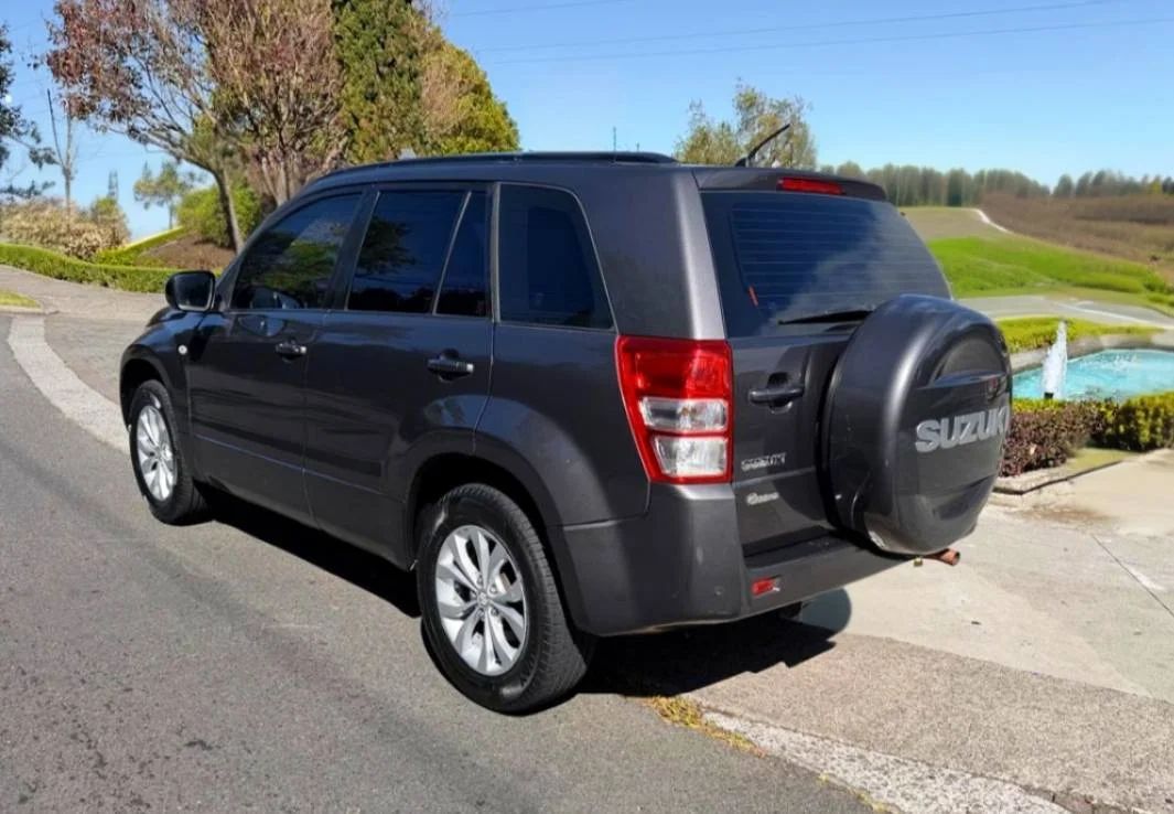 Suzuki Grand Vitara - Image 9