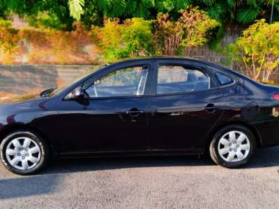 Hyundai Elantra - Image 1