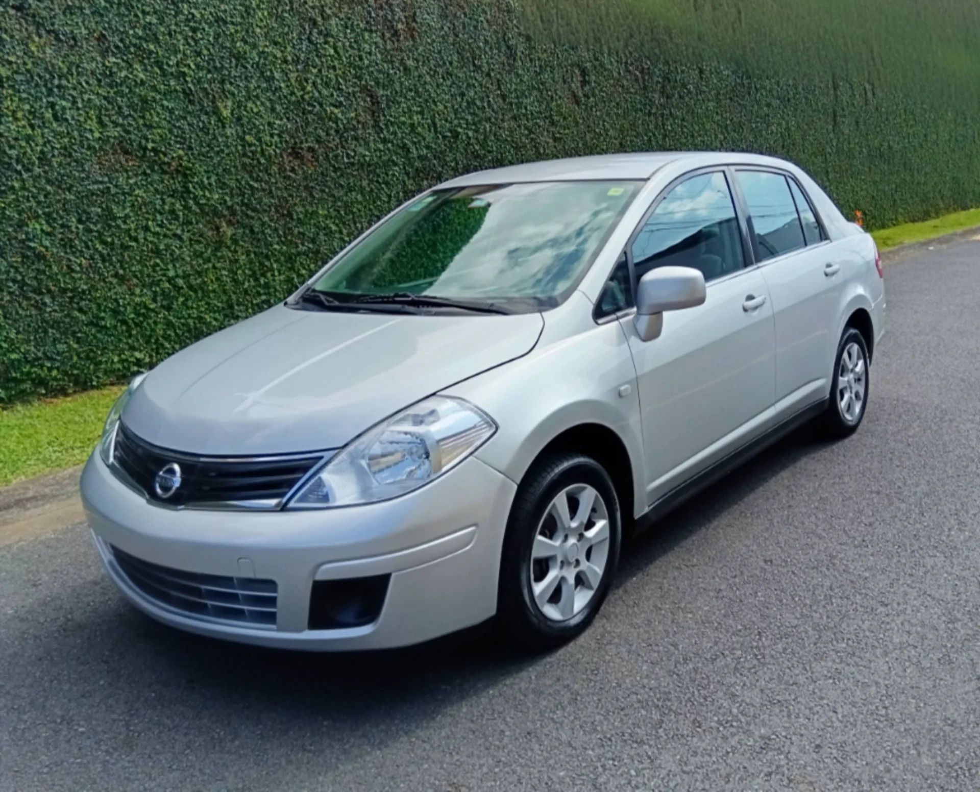 Nissan Tiida - Image 6