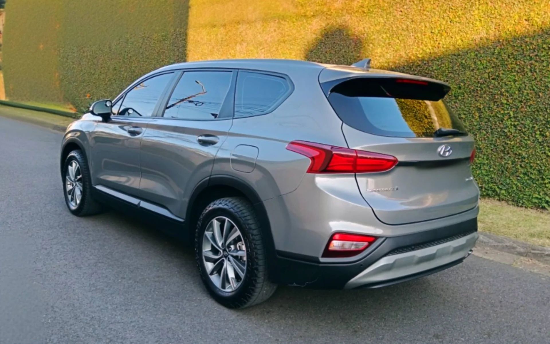 Hyundai Santa Fe - Image 4