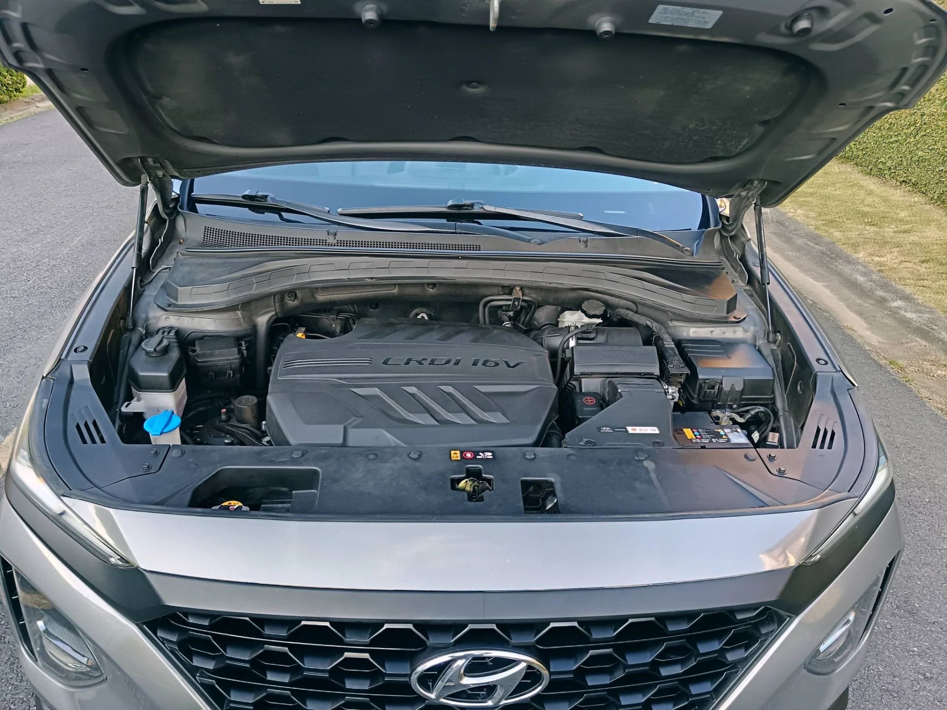 Hyundai Santa Fe - Image 8