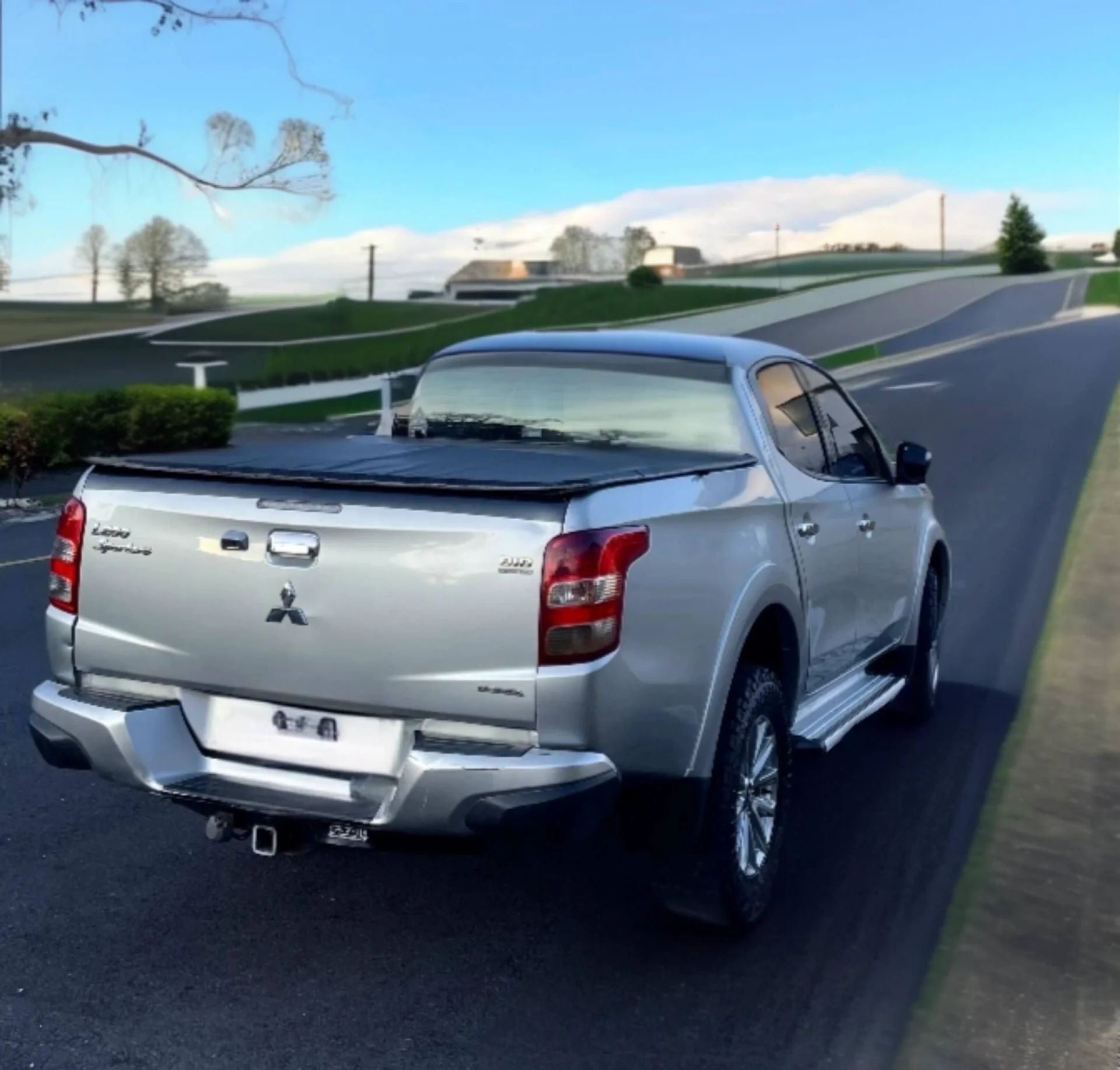 Mitsubishi L200 - Image 2
