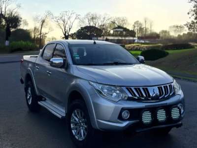 Mitsubishi L200 - Image 4