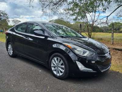 Hyundai Elantra - Image 3