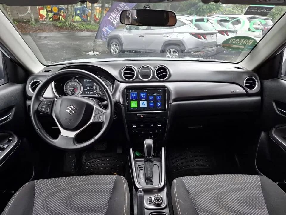Suzuki Vitara - Image 9