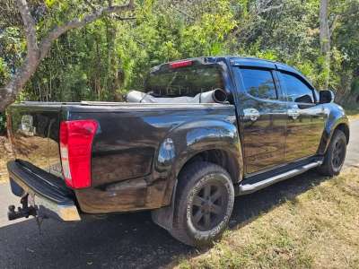 Isuzu D-Max - Image 2