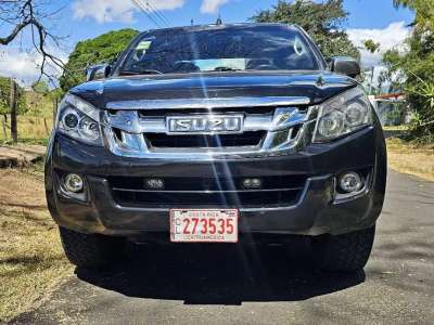 Isuzu D-Max - Image 8