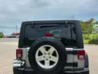 Jeep Wrangler - Image 2