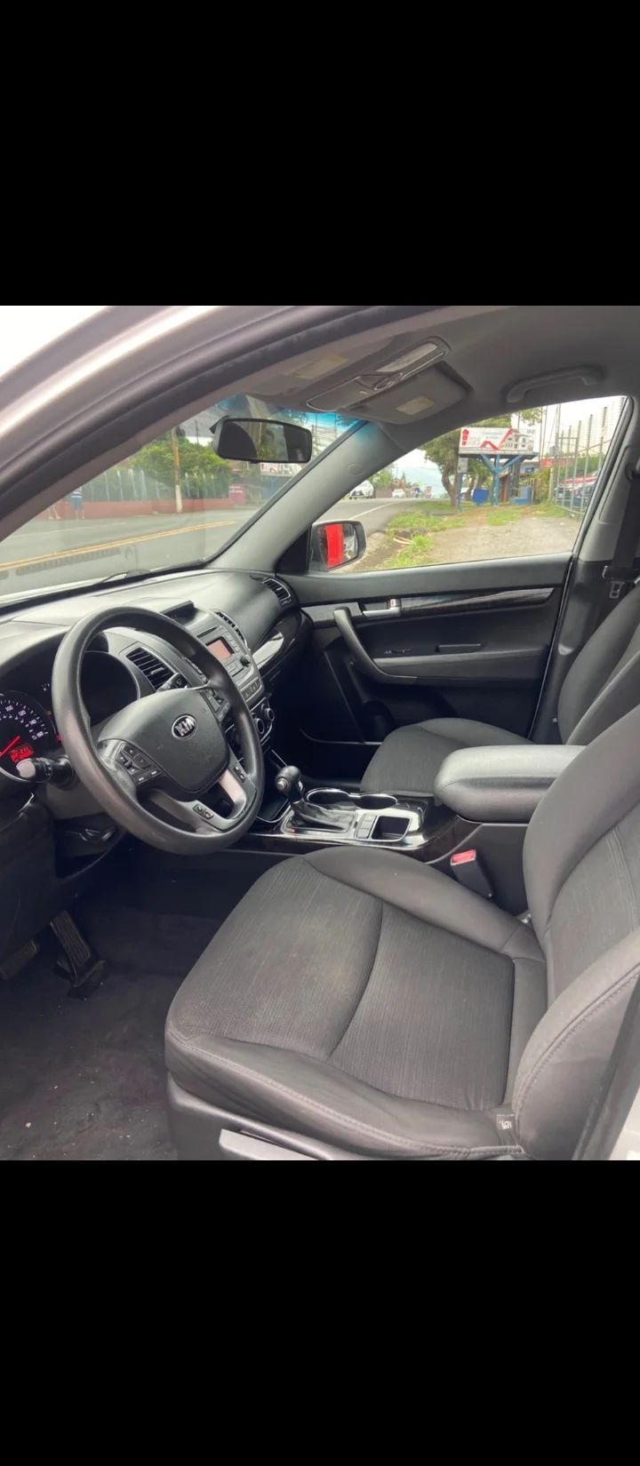 Kia Sorento - Image 9