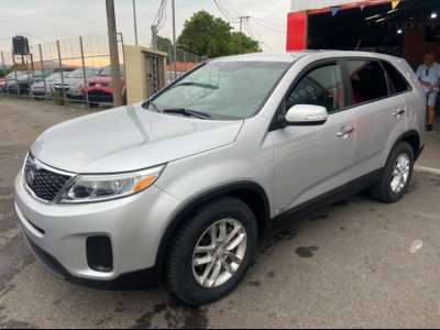 Kia Sorento - Image 2
