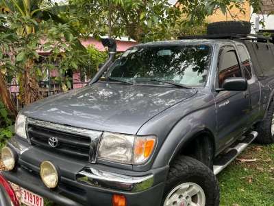 Toyota Tacoma - Image 2