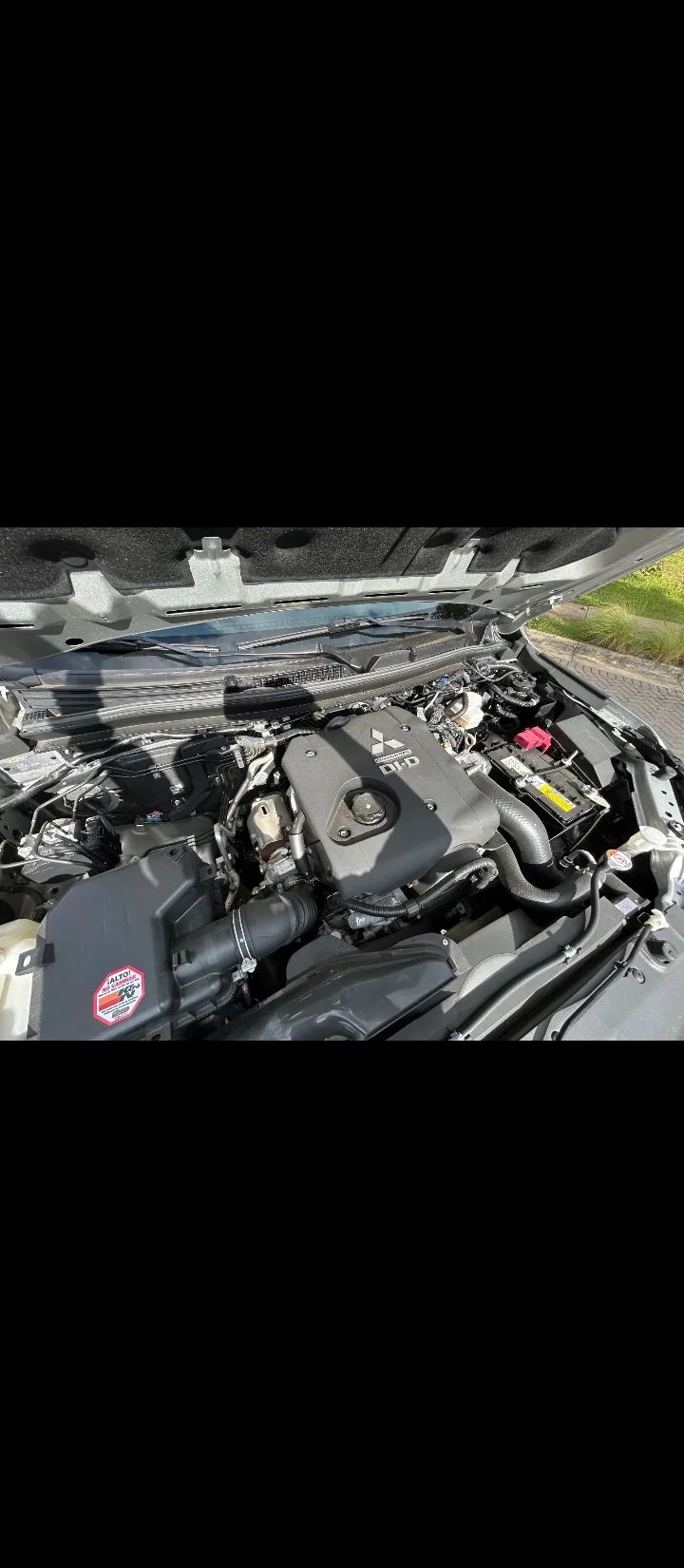 Mitsubishi Montero Sport - Image 6