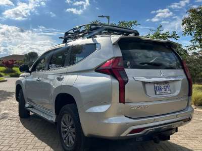 Mitsubishi Montero Sport - Image 4